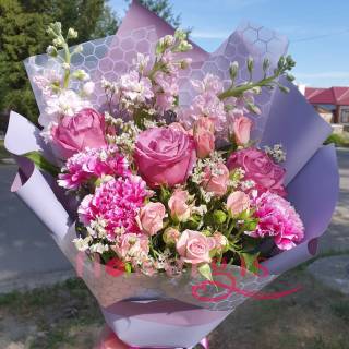 Розовое ассорти